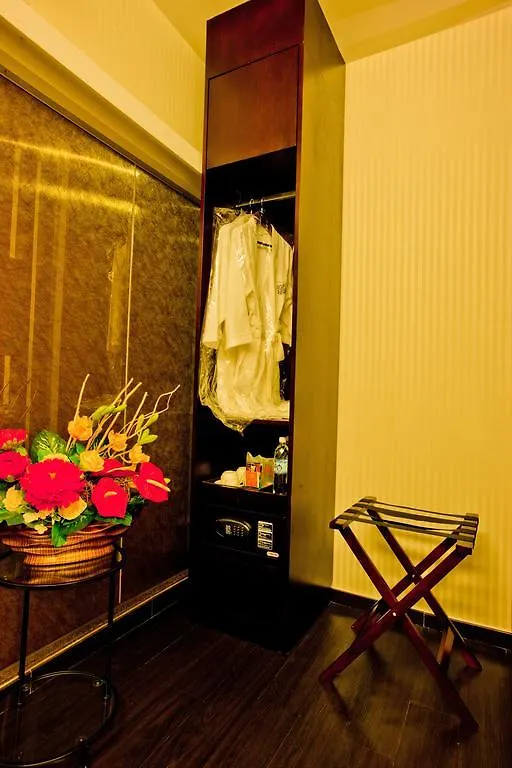 The Ten Hotel Kowloon  3*, Kowloon (Hong Kong) China