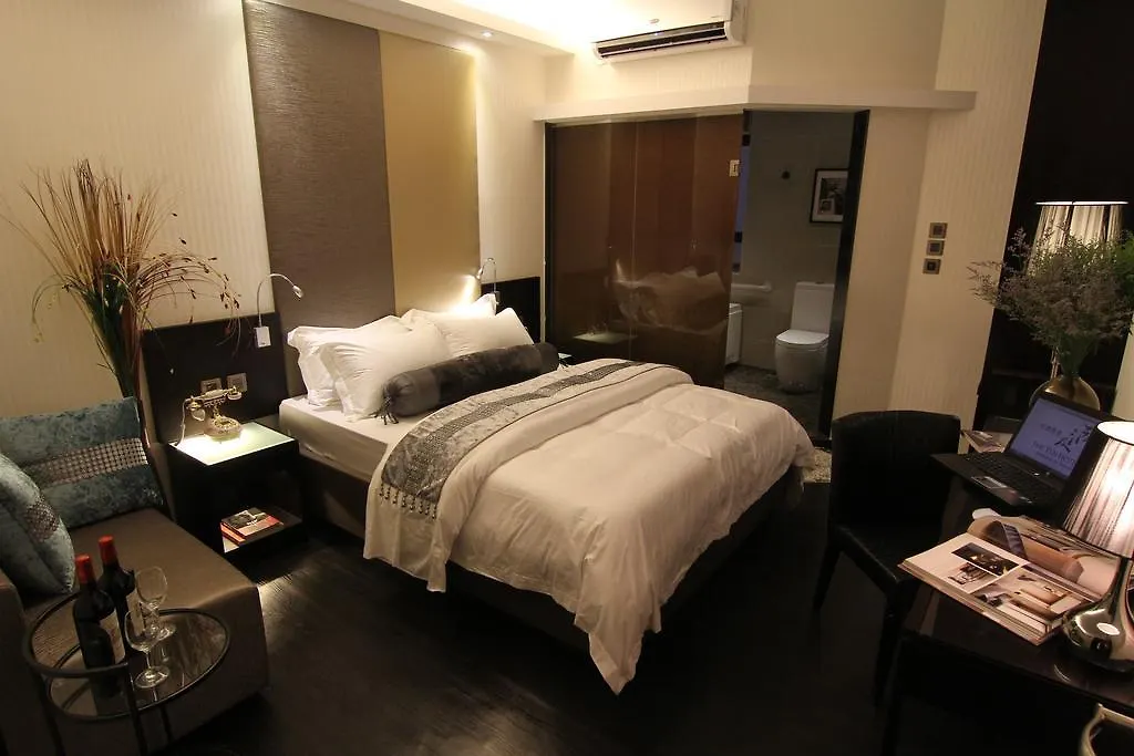 The Ten Hotel Kowloon  3*, Kowloon (Hong Kong)